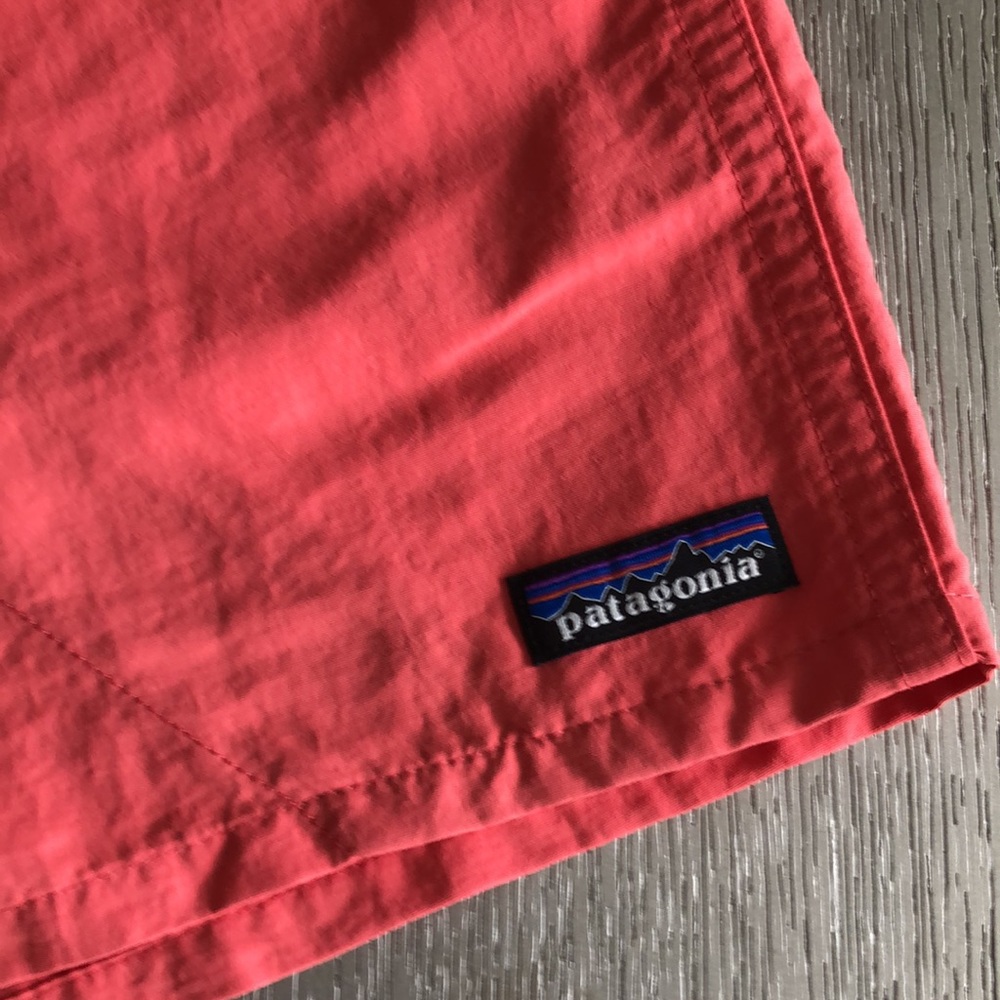 New Patagonia 4”1/2 coral swim shorts - Picture 3 of 11